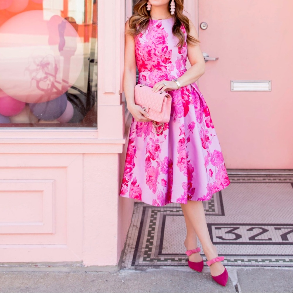 NWT White House Black Market Floral Dress Fit-Flair